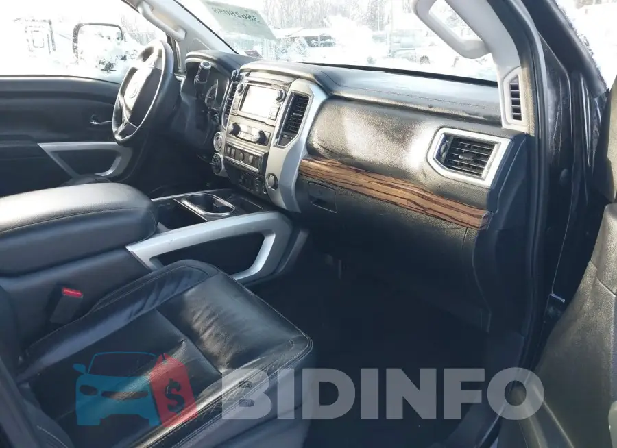 1N6BA1F45JN528835 Photo# 5