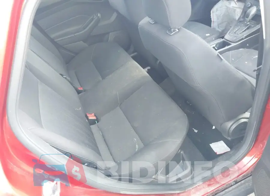 1FADP3F20JL260069 Photo# 8