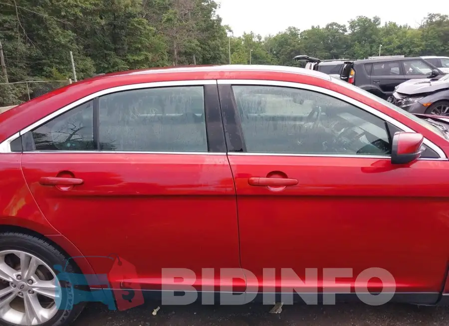 1FAHP2E85EG130708 Photo# 13
