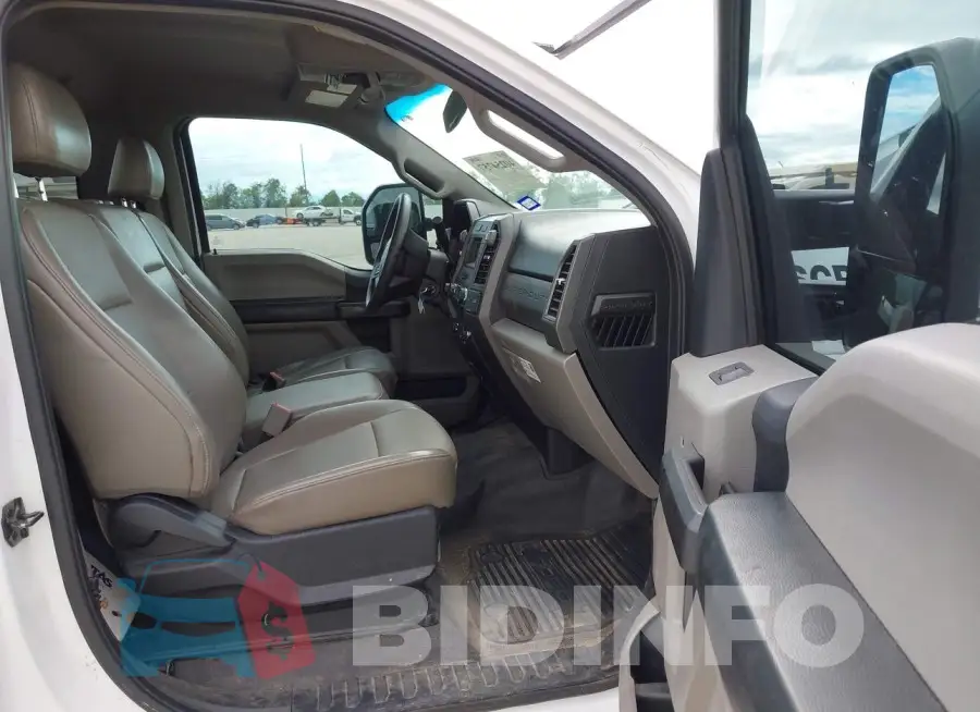 1FTBF2A63KEC61327 Photo# 5