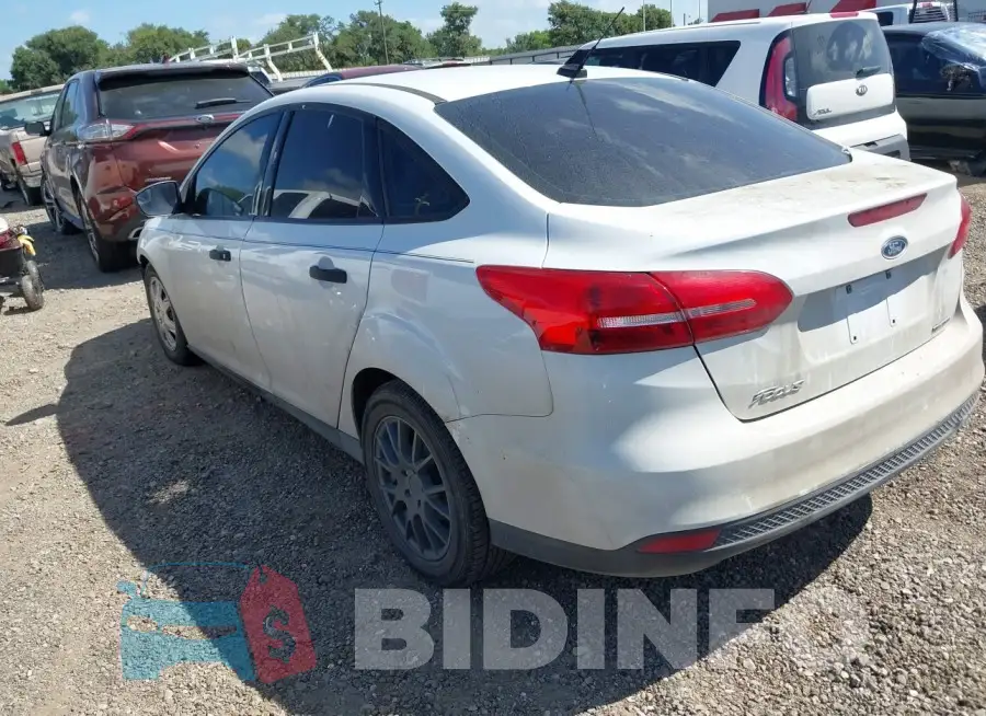1FADP3E26GL372286 Photo# 3