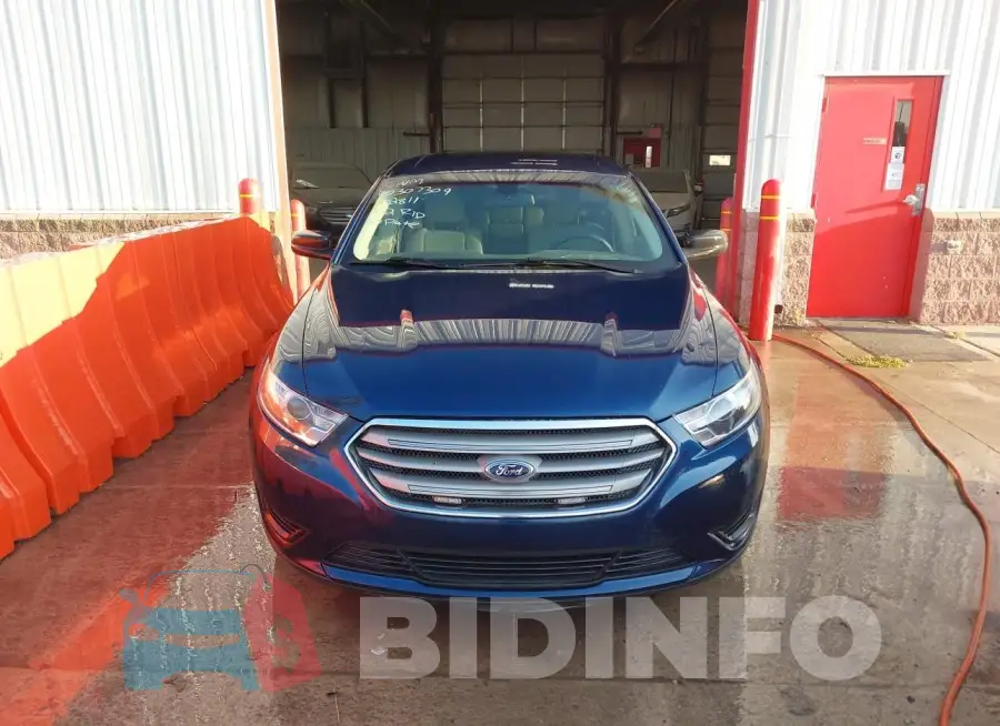 1FAHP2D85HG122811 Photo# 12