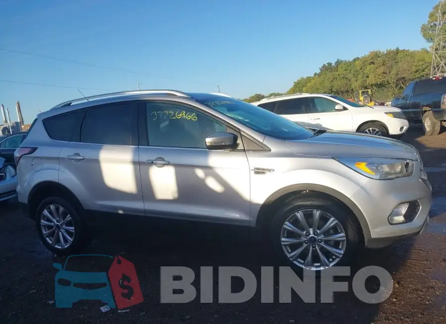 1FMCU0JD5HUD50775 Photo# 13