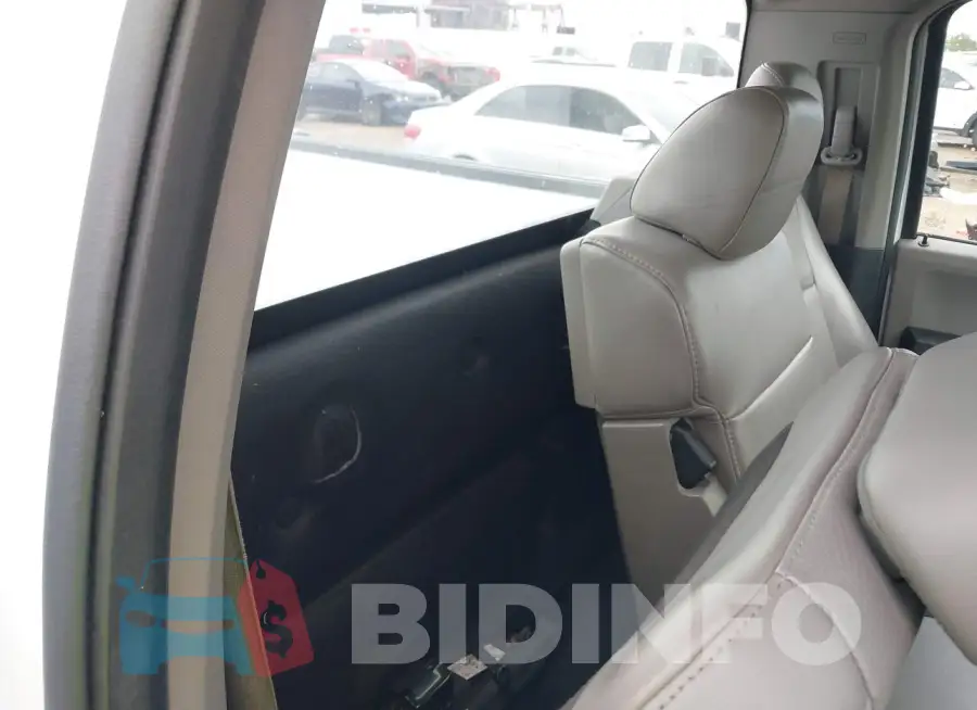 1FTMF1CB3JKC50227 Photo# 8