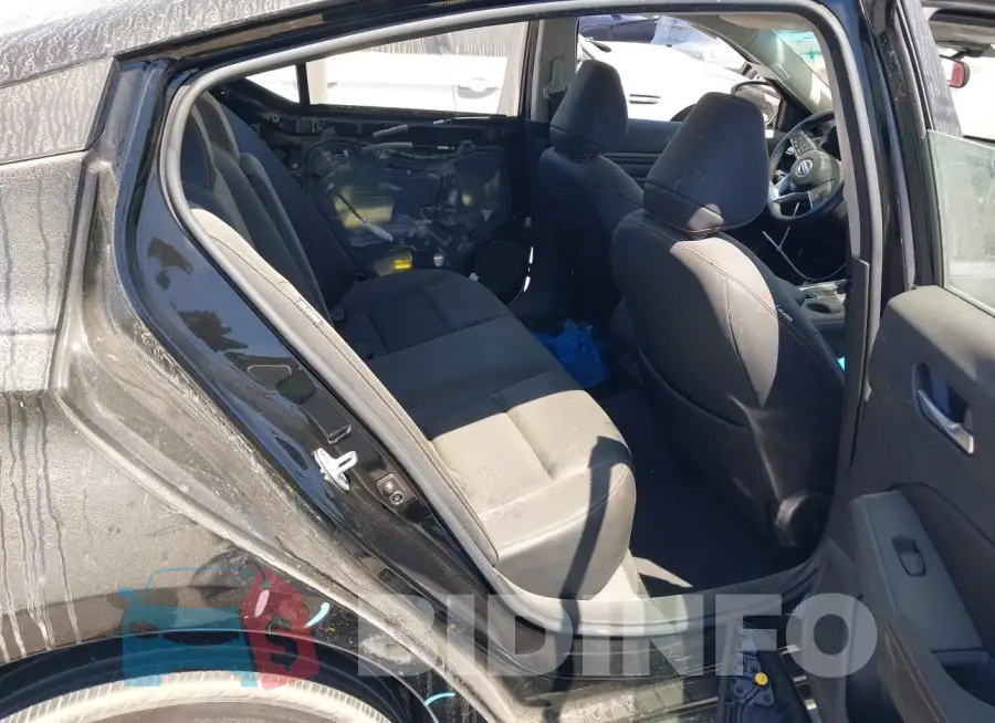 1N4BL4CV2NN350695 Photo# 8