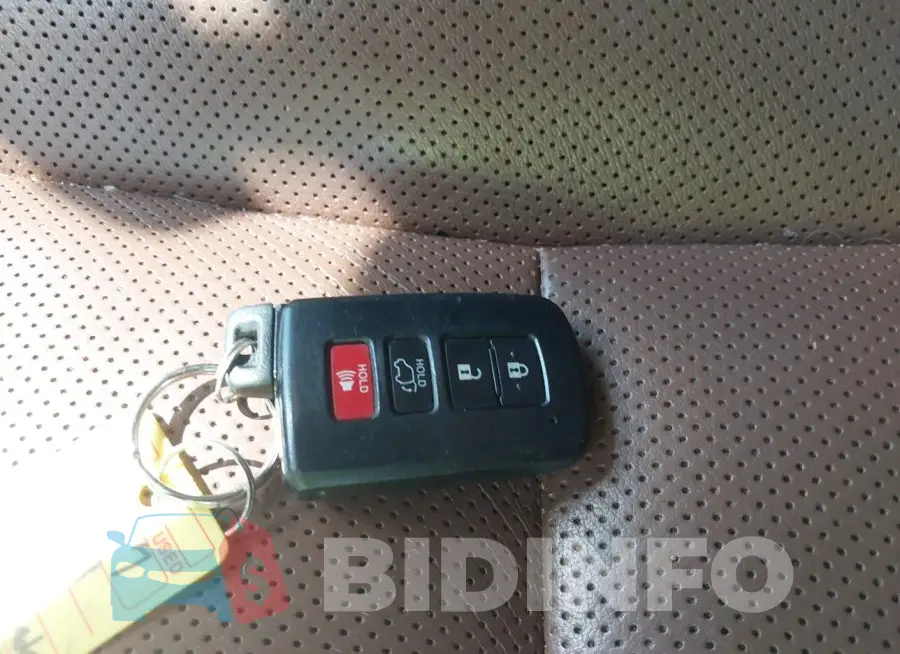 5TDDGRFH4JS042247 Photo# 11