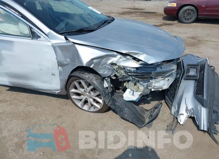 19UDE2F30MA002834 Photo# 6