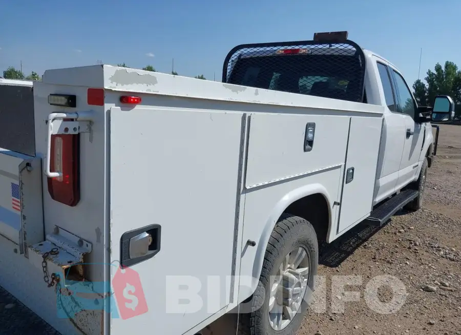 1FD8X3FT7JEB74696 Photo# 23