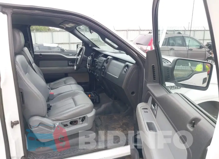 1FTFX1EF8EFB77988 Photo# 5