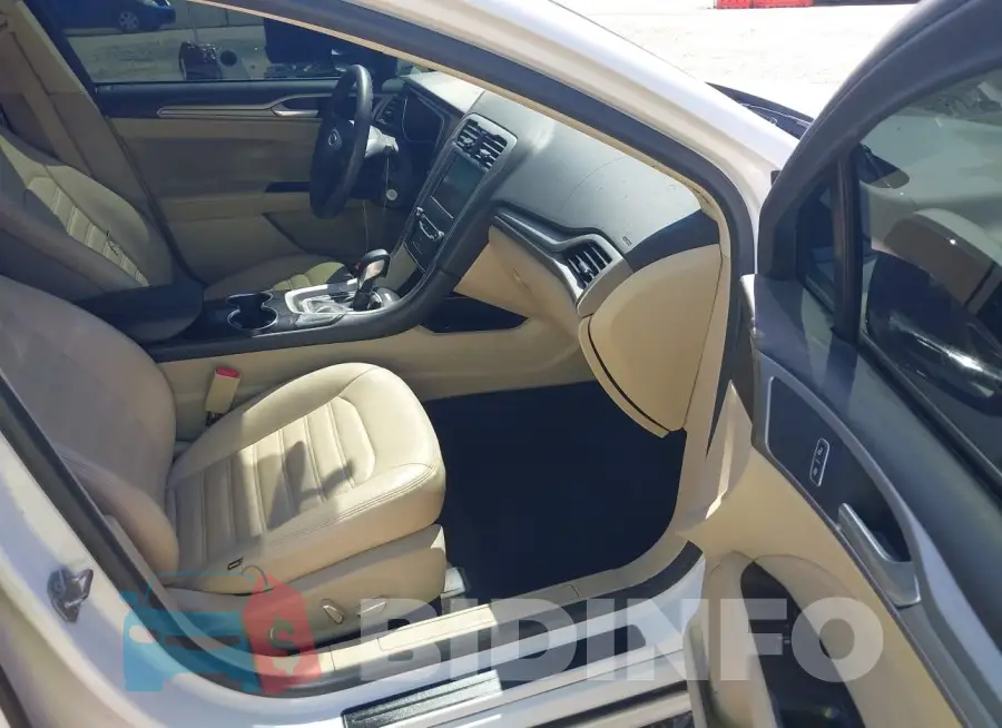 3FA6P0H7XFR141664 Photo# 5