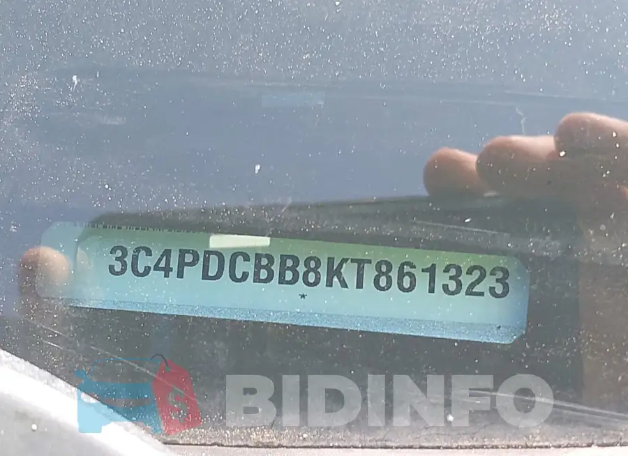3C4PDCBB8KT861323 Photo# 9