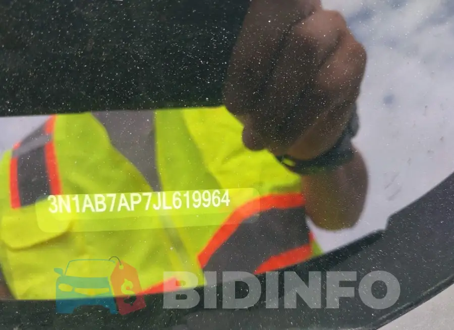 3N1AB7AP7JL619964 Photo# 9