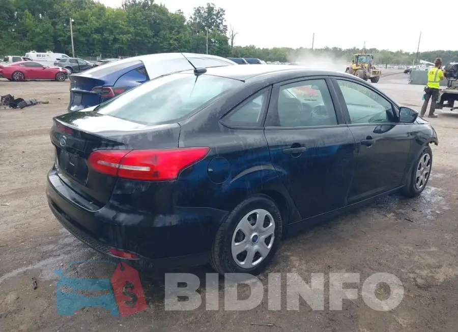 1FADP3E23GL219039 Photo# 4
