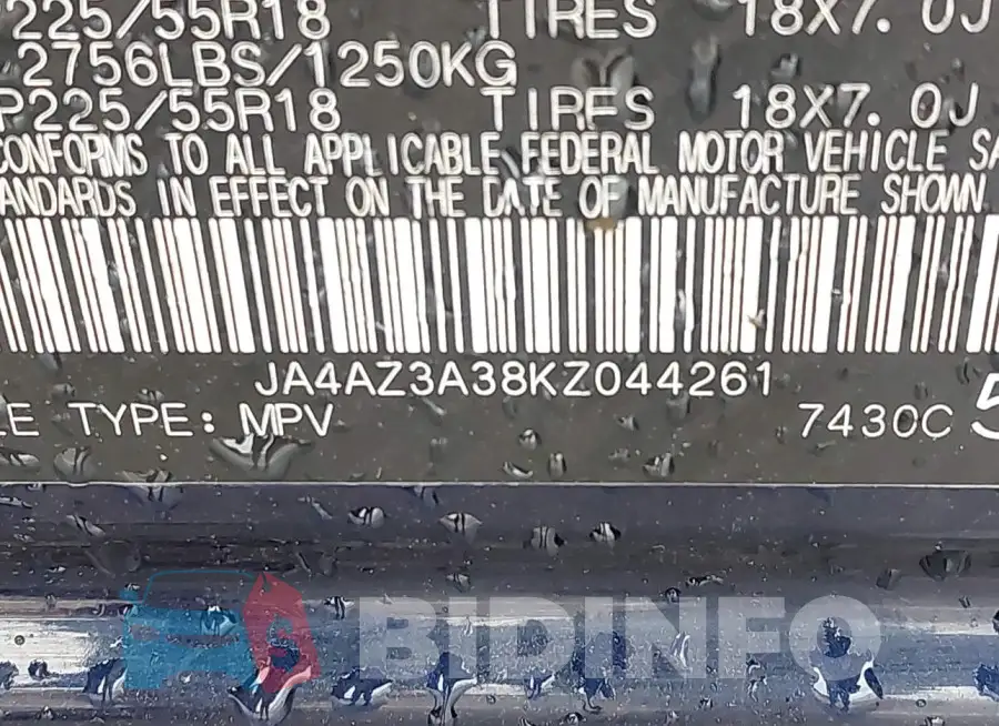 JA4AZ3A38KZ044261 Photo# 9