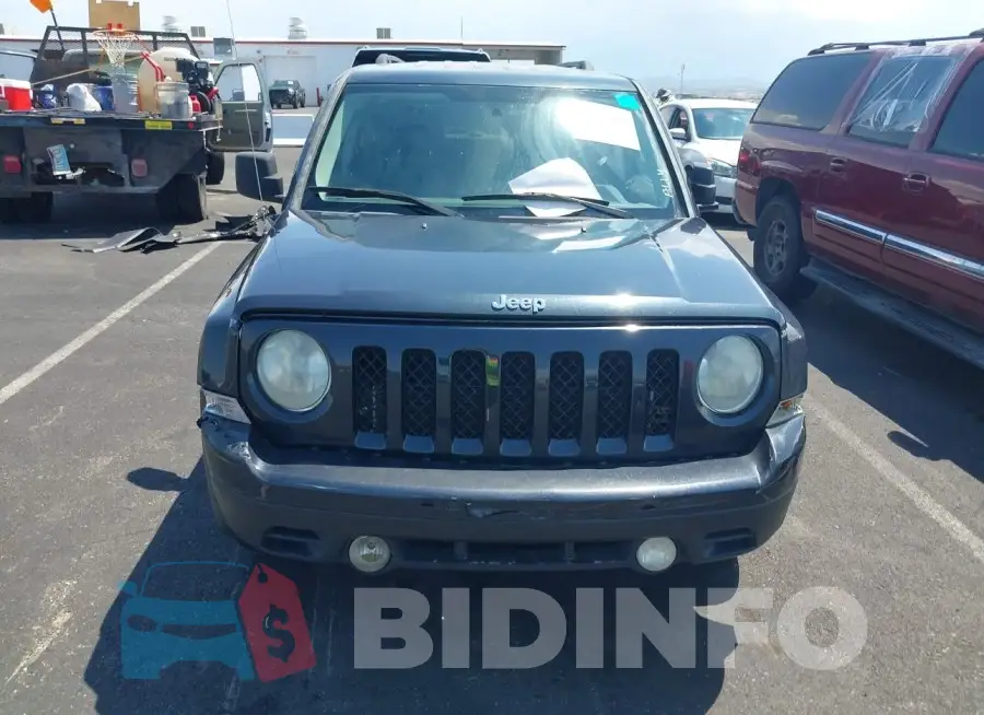 1C4NJPBA1ED632278 Photo# 12