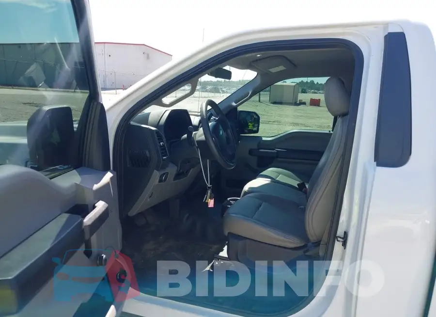 1FTMF1C87GFB41002 Photo# 8