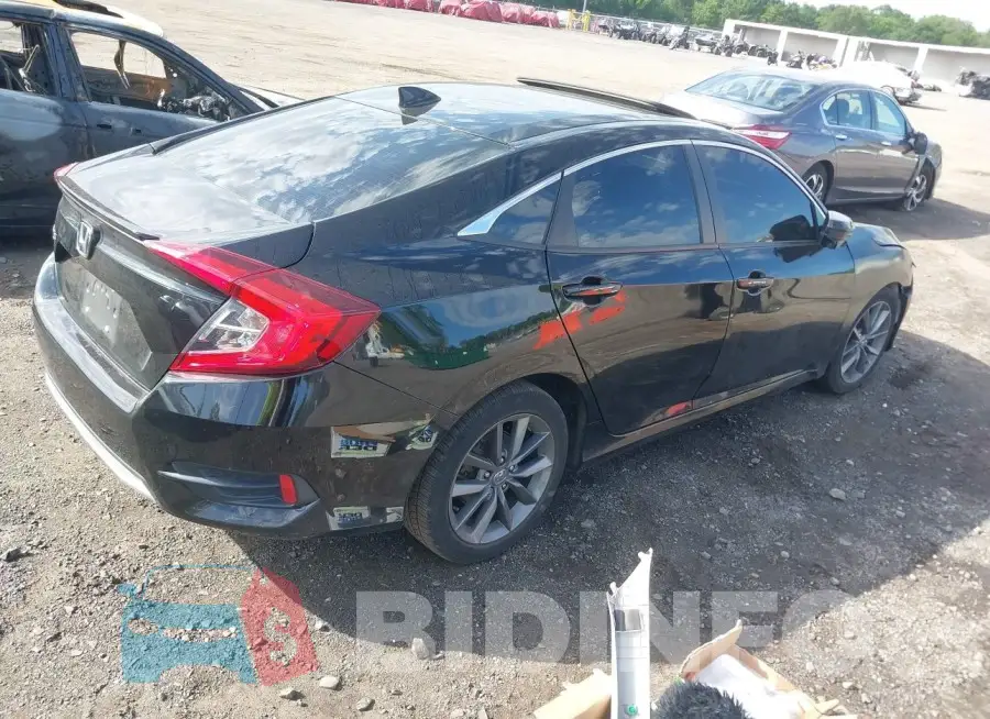 19XFC1F38KE204256 Photo# 4