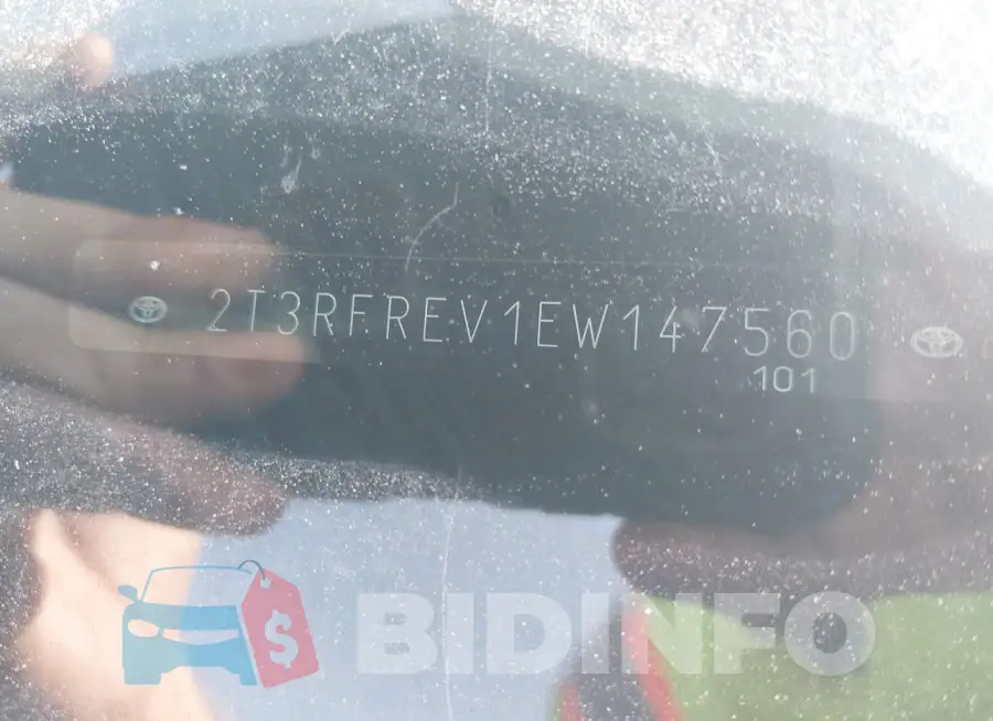 2T3RFREV1EW147560 Photo# 9