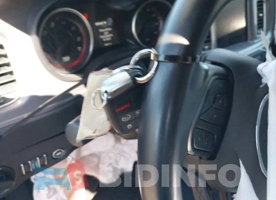 2C3CDXHG0PH550790 Photo# 11