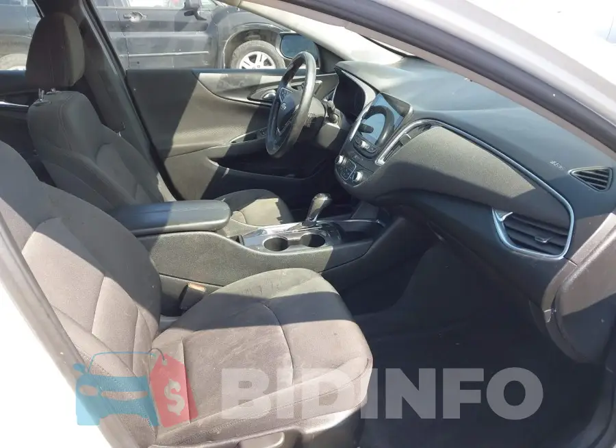 1G1ZD5ST8KF213318 Photo# 5