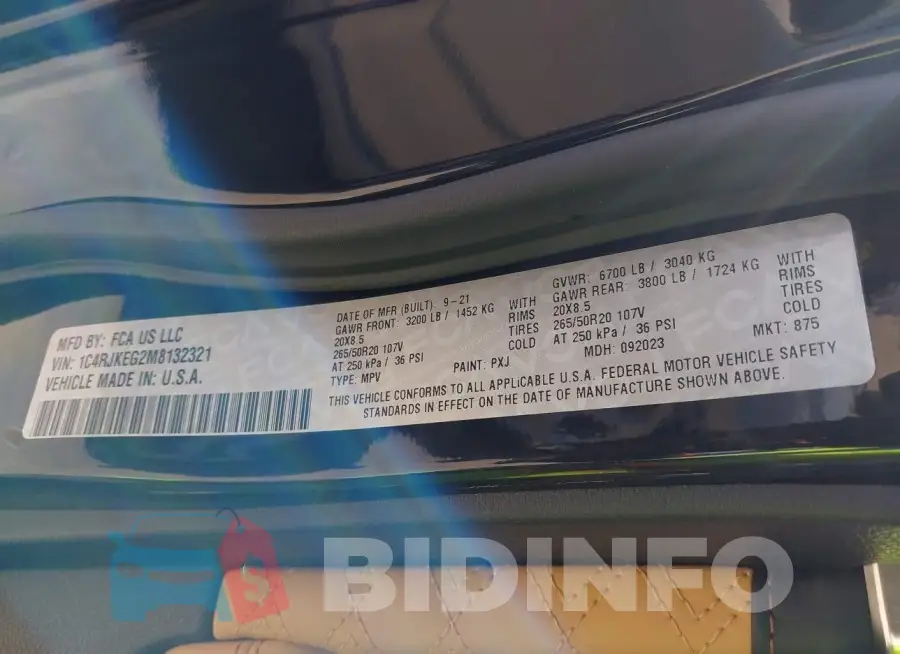 1C4RJKEG2M8132321 Photo# 9