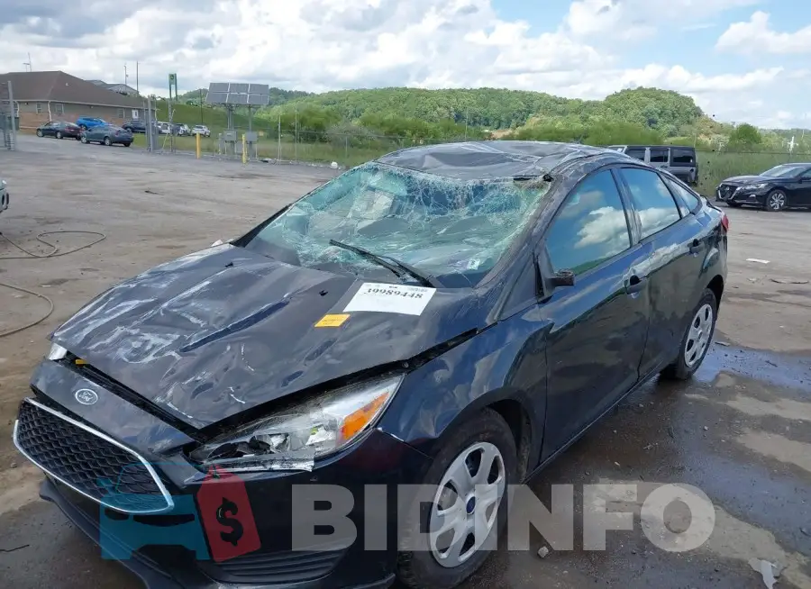 1FADP3E22JL228287 Photo# 6