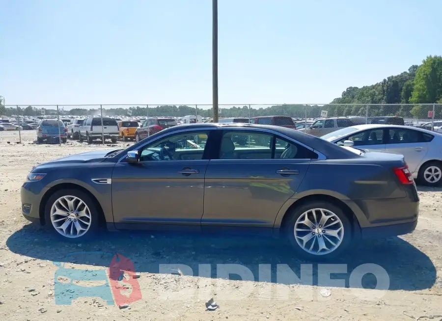 1FAHP2F82HG119247 Photo# 14