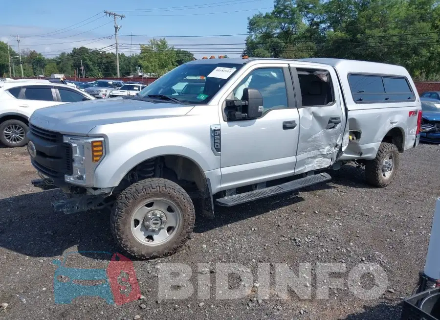 1FT7W2B68JEC51671 Photo# 2