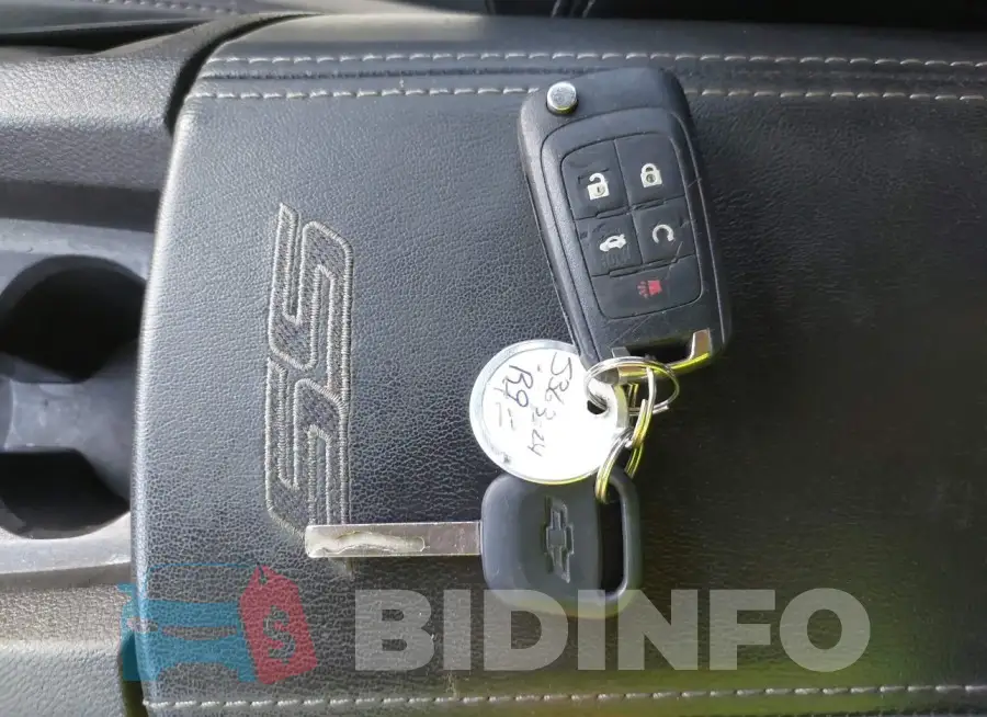 2G1FK1EJ4F9160725 Photo# 11