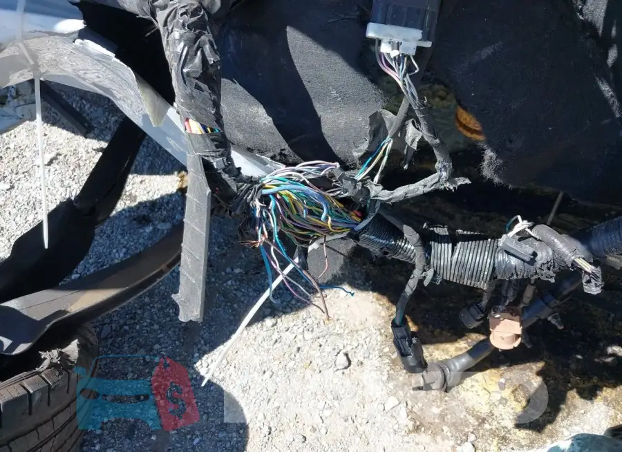 1FTBF2AA8PEC28237 Photo# 18