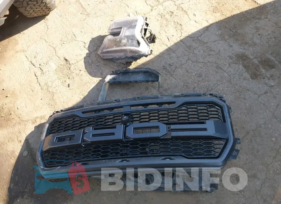1FTFW1RG2KFB81133 Photo# 12