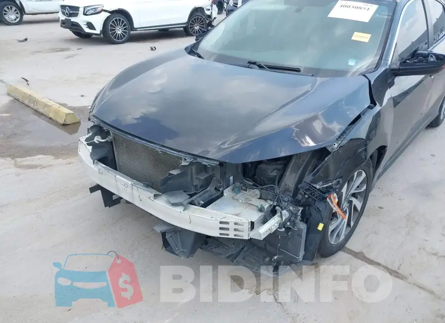 19XFC2F74HE021938 Photo# 6