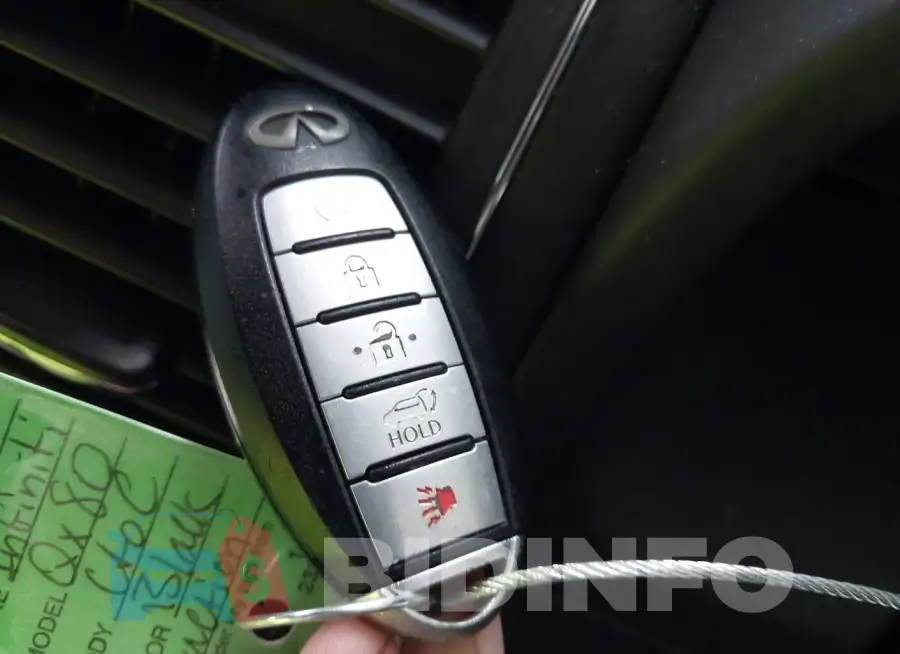 JN8AZ2NF1F9572769 Photo# 11