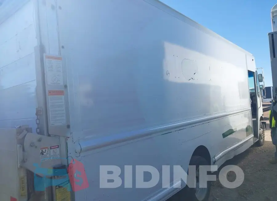 1F65F5KYXE0A04443 Photo# 4