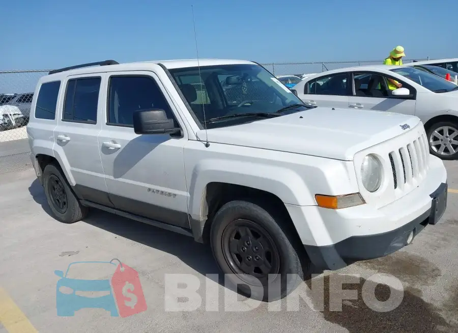 1C4NJPBB2FD349334 Photo# 1