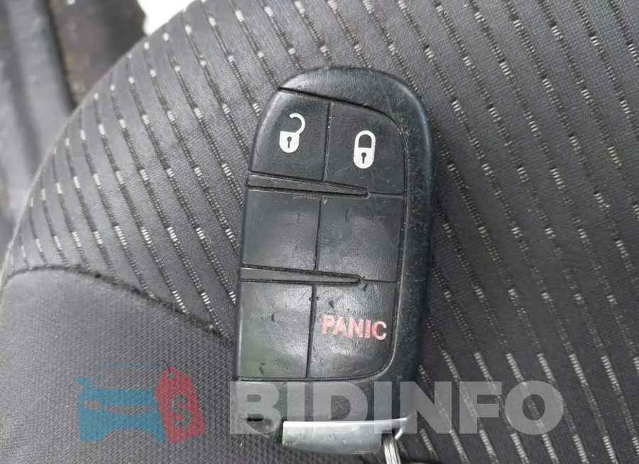3C4PDCAB9HT637147 Photo# 11