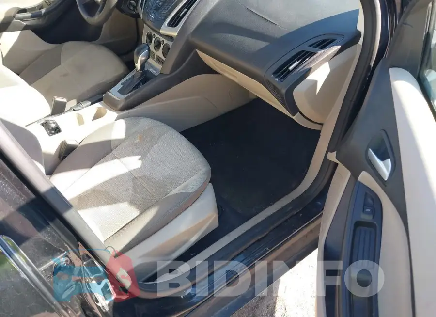 1FADP3F25EL460323 Photo# 5