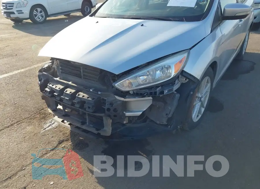 1FADP3F2XHL348380 Photo# 6