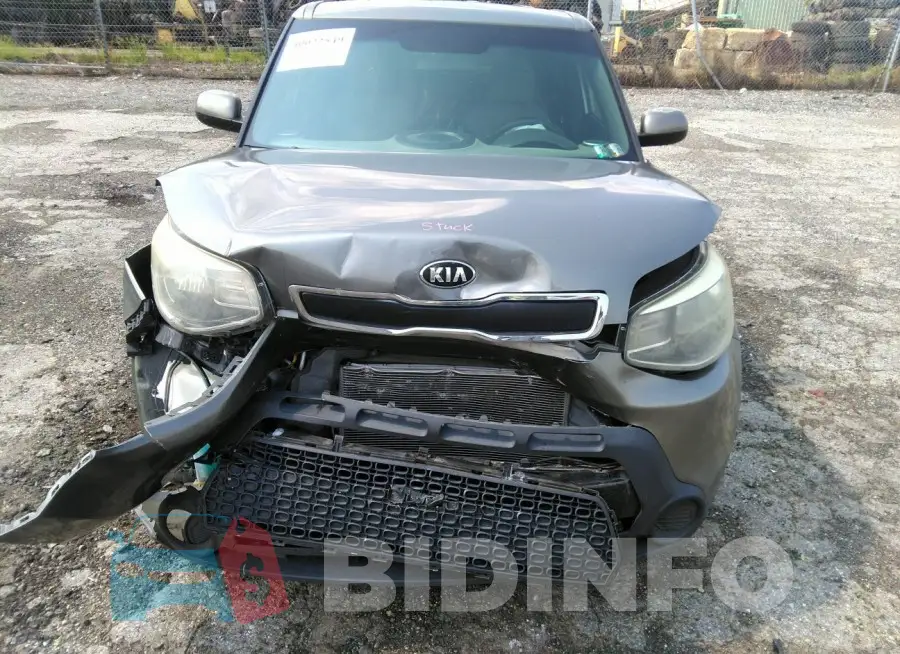 KNDJN2A28F7206202 Photo# 6