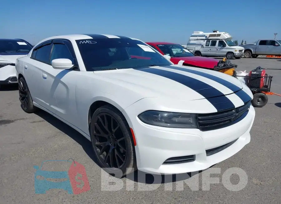 2C3CDXBG3FH879698 Photo# 1