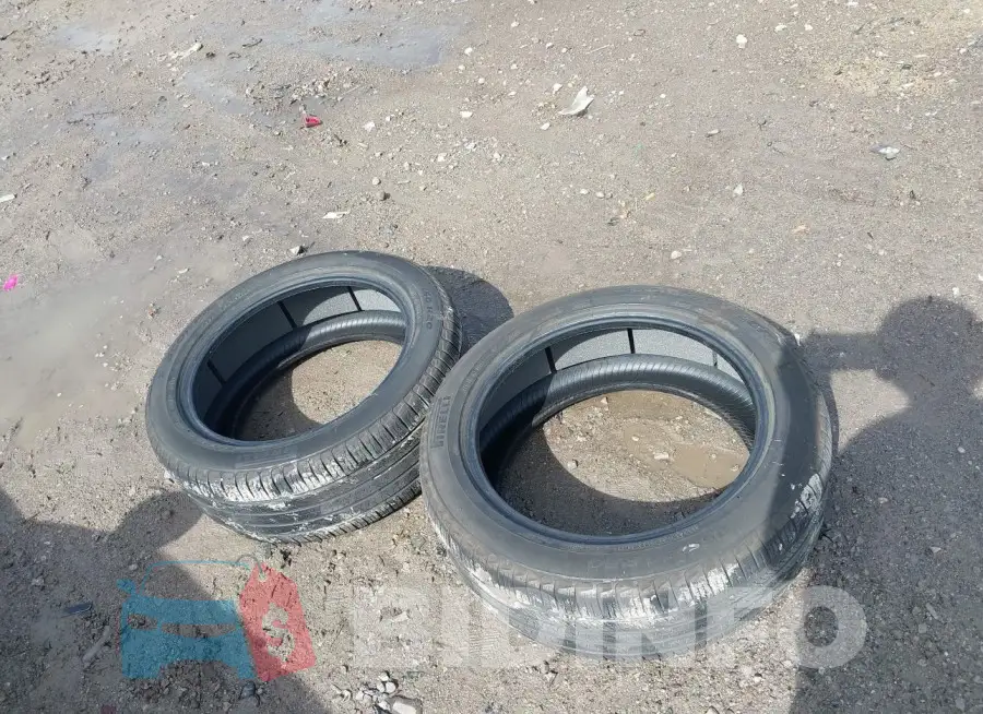 2C3CDZC97FH727094 Photo# 12