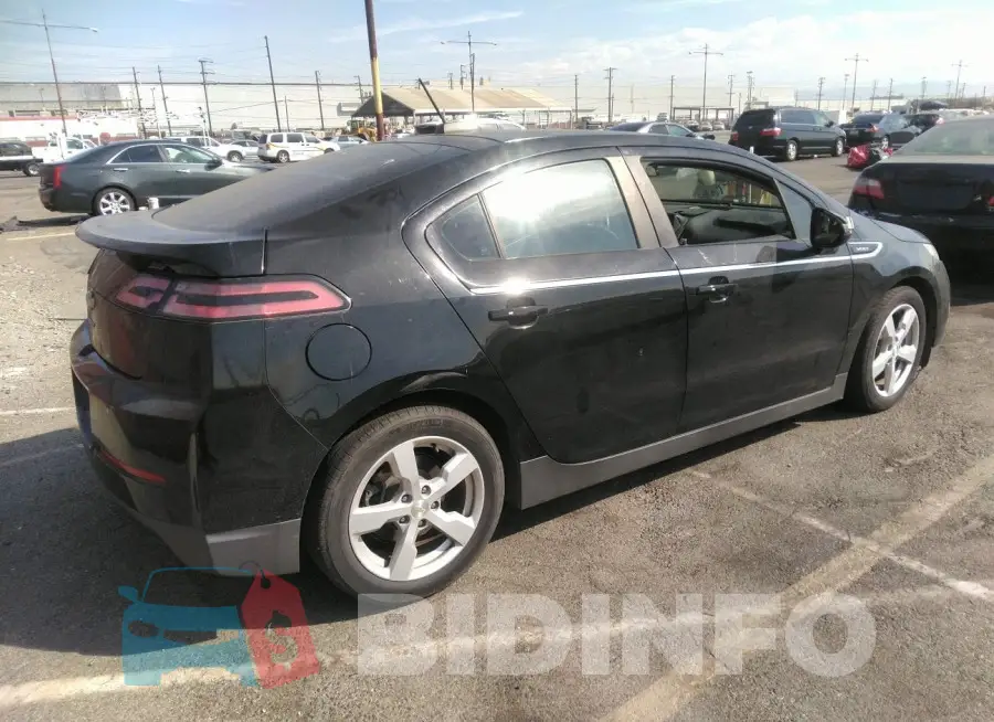 1G1RC6E47FU116304 Photo# 4