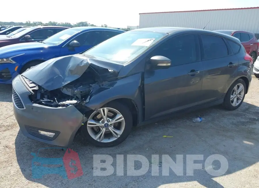 1FADP3M2XJL311127 Photo# 2