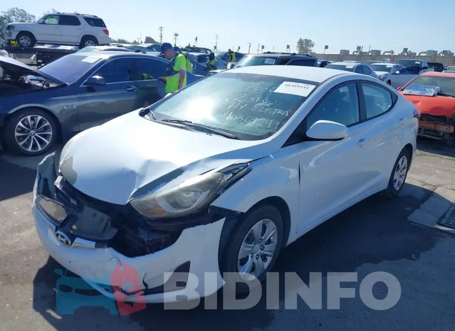 5NPDH4AE2GH717816 Photo# 2
