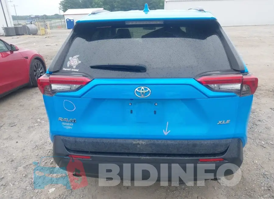 2T3C1RFV8KW016835 Photo# 17