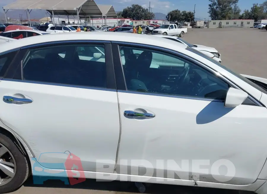 1N4AL3AP3FC476054 Photo# 13