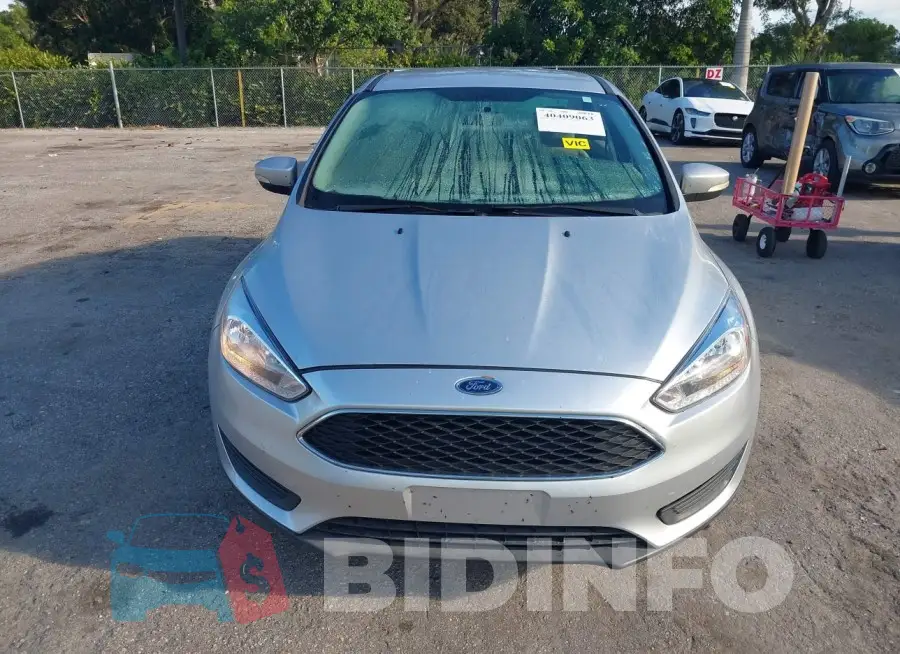 1FADP3F28GL352667 Photo# 6