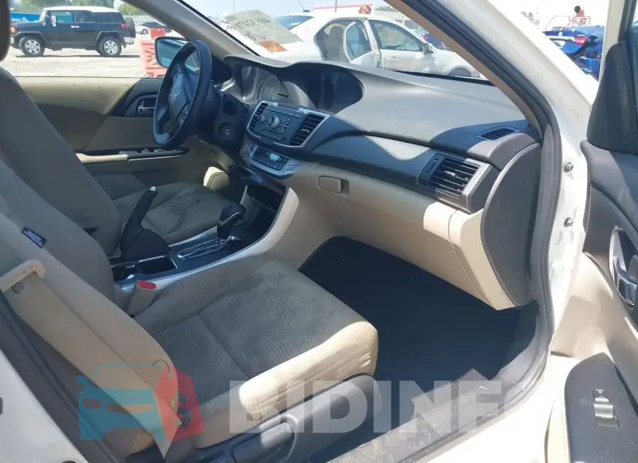 1HGCR2F34FA052932 Photo# 5
