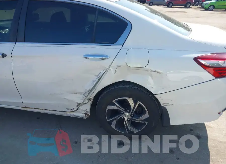 1HGCR2F3XGA000044 Photo# 6