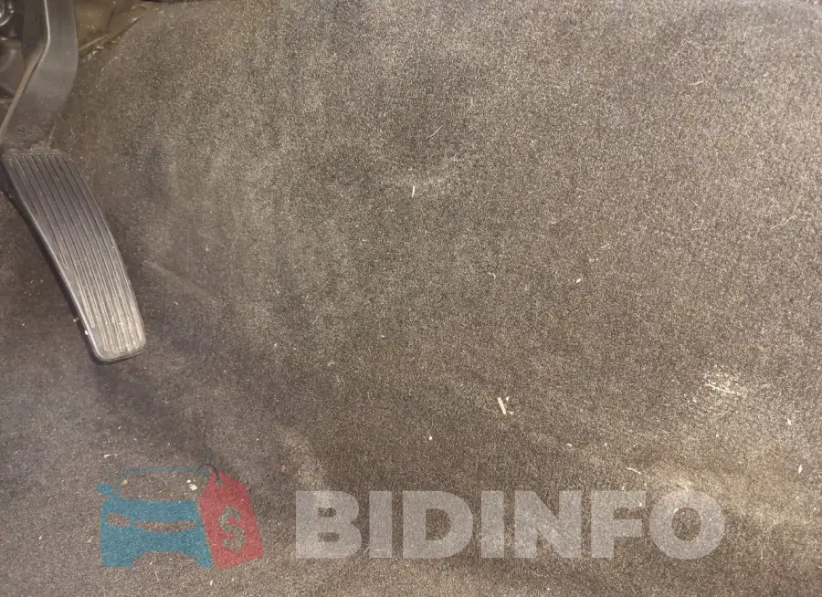 2C3CDXJG8GH127708 Photo# 12